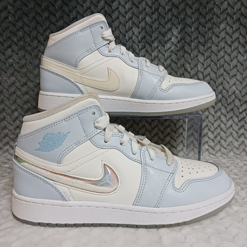 Air Jordan 1 Mid SE Glitter Swoosh GS Sneakers Shoes White Blue Sz 5.5Y Womens 7